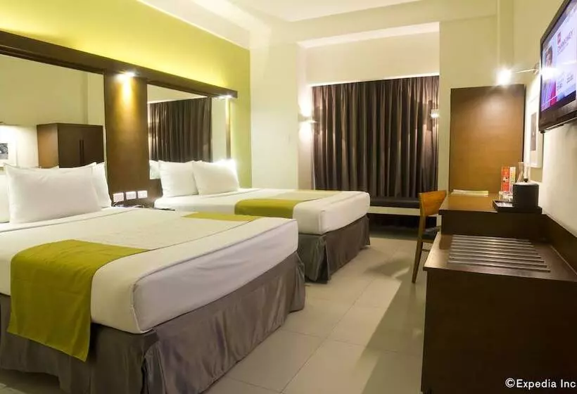 Fotos del hotel Microtel By Wyndham Acropolis:  12