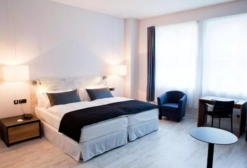 Fotos del hotel Catalonia Berlin Mitte:  2