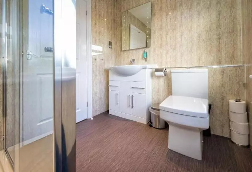 Fotos del hotel Lennox Lea Studios And Apartments:  11