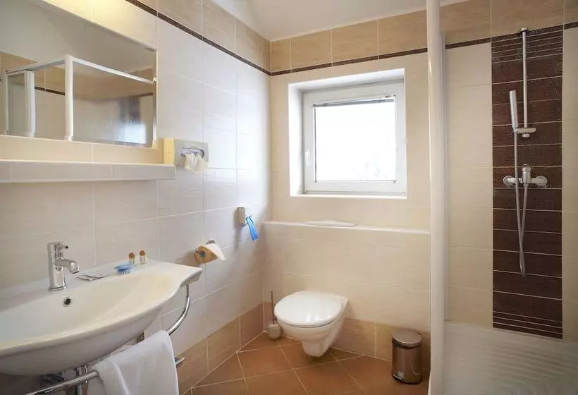 Fotos del hotel Pension Kern:  12