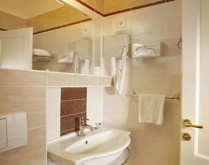 Fotos del hotel Pension Kern:  9