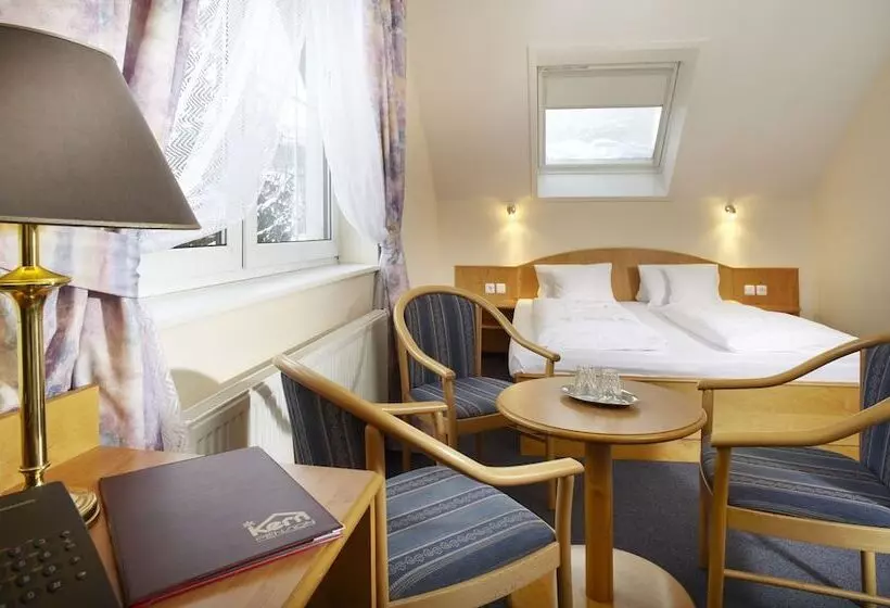 Fotos del hotel Pension Kern:  20