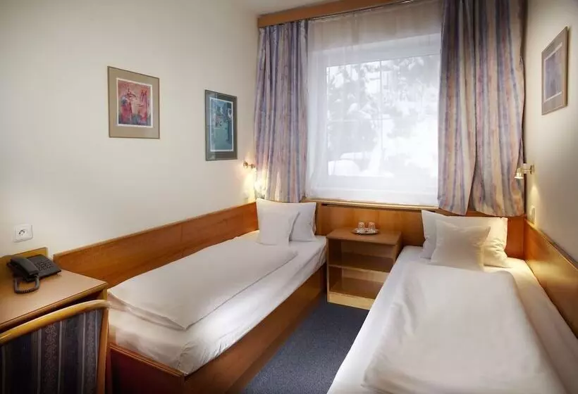 Fotos del hotel Pension Kern:  19