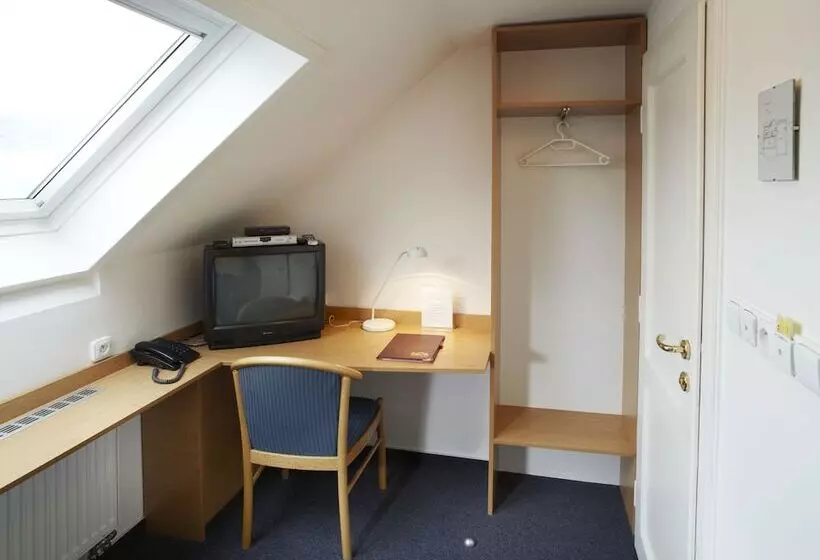 Fotos del hotel Pension Kern:  24