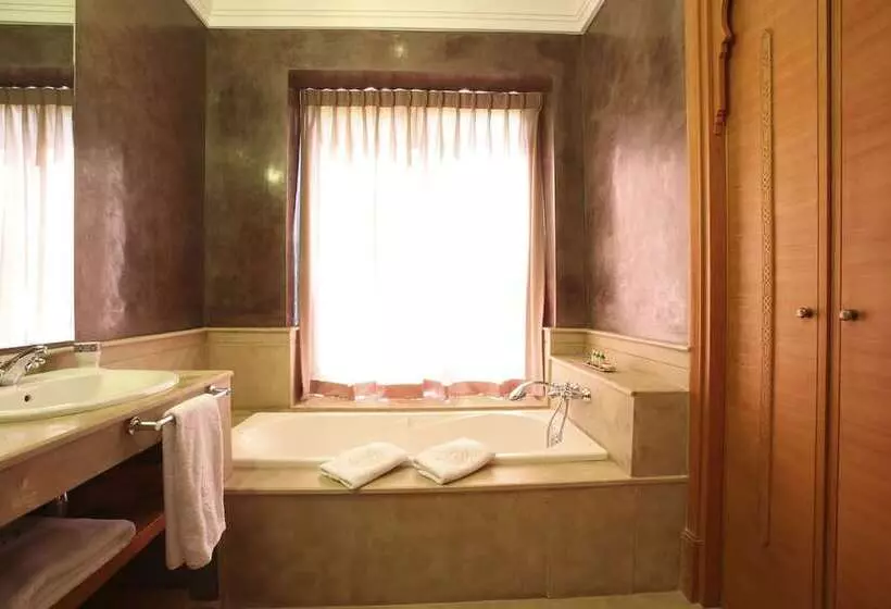 Fotos del hotel Le Clos Des Oliviers By Kmv:  16