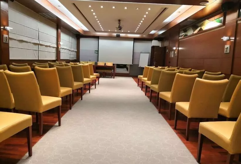 Fotos del hotel Garni Hotel Aleksandar:  14