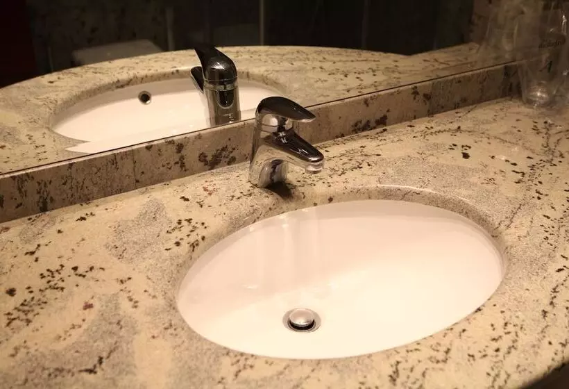 Fotos del hotel Garni Hotel Aleksandar:  21