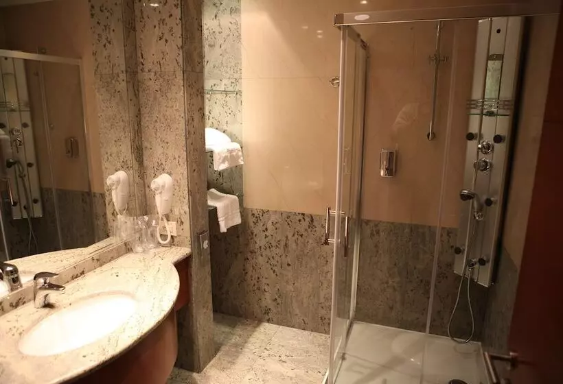 Fotos del hotel Garni Hotel Aleksandar:  15