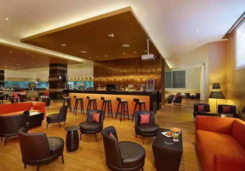 Fotos del hotel Novotel Chennai Sipcot:  11