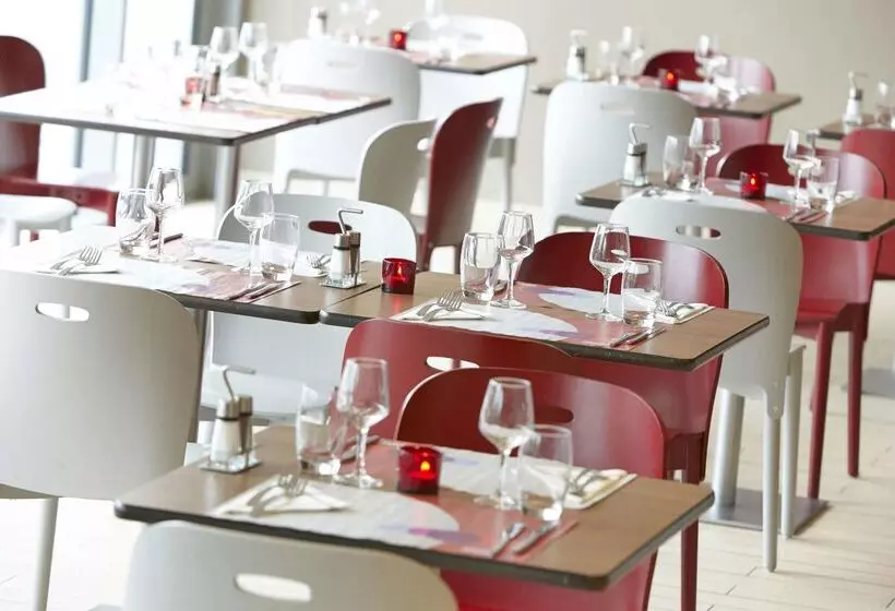 Fotos del hotel Campanile Lille Euralille:  20