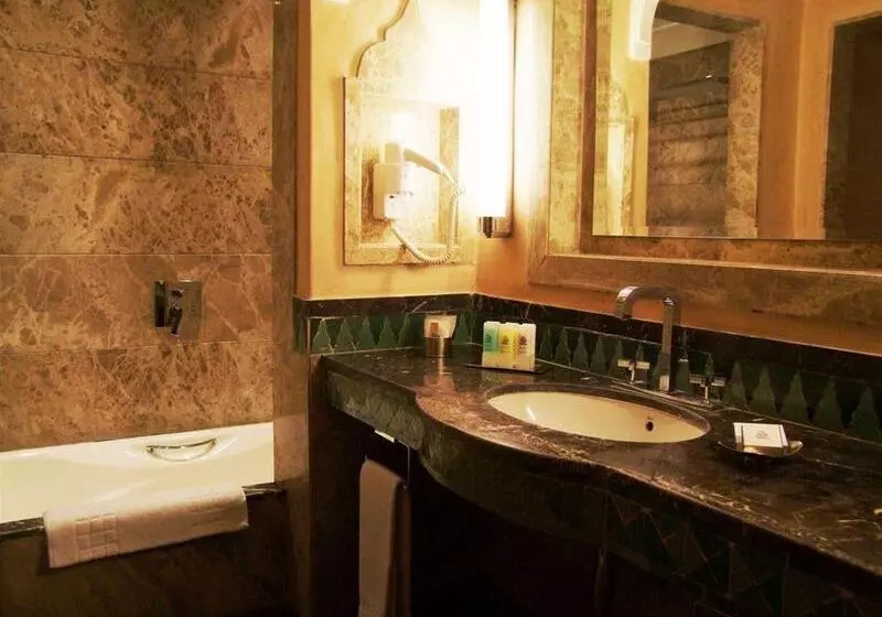 Fotos del hotel Palais Faraj Suites & Spa:  7