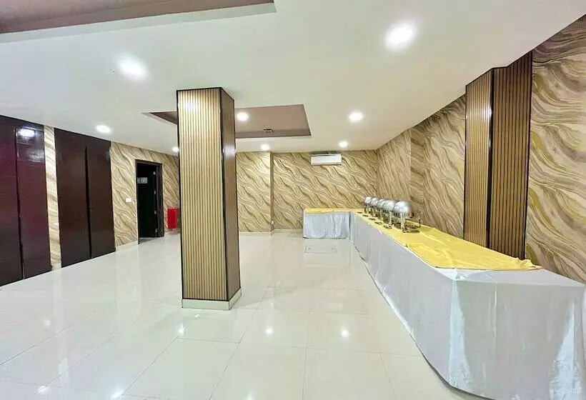 Fotos del hotel The Allure  R57:  3