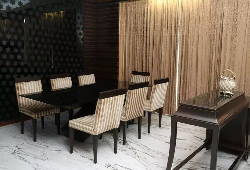 Fotos del hotel Holiday Inn Chandigarh Panchkula, An Ihg:  17