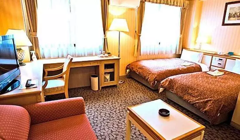 Fotos del hotel Hiroshima Intelligent  Stadium Mae:  2