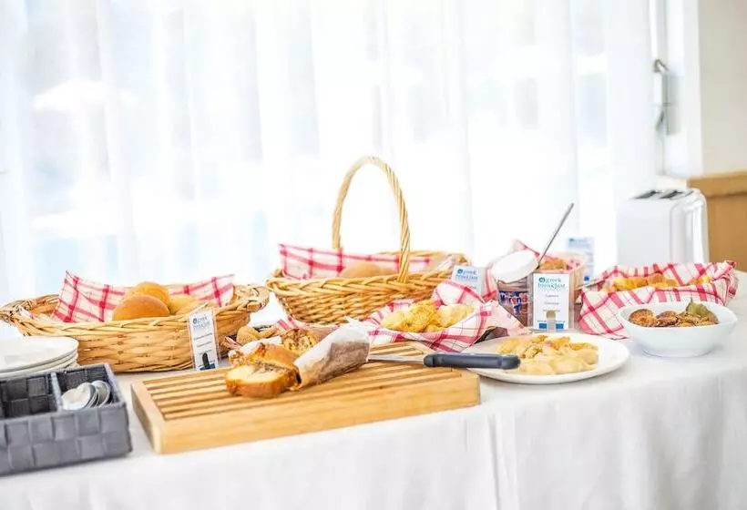 Fotos del hotel Irinna:  3