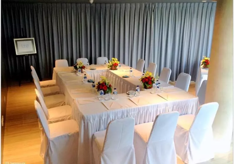 Fotos del hotel Ize Seminyak:  4