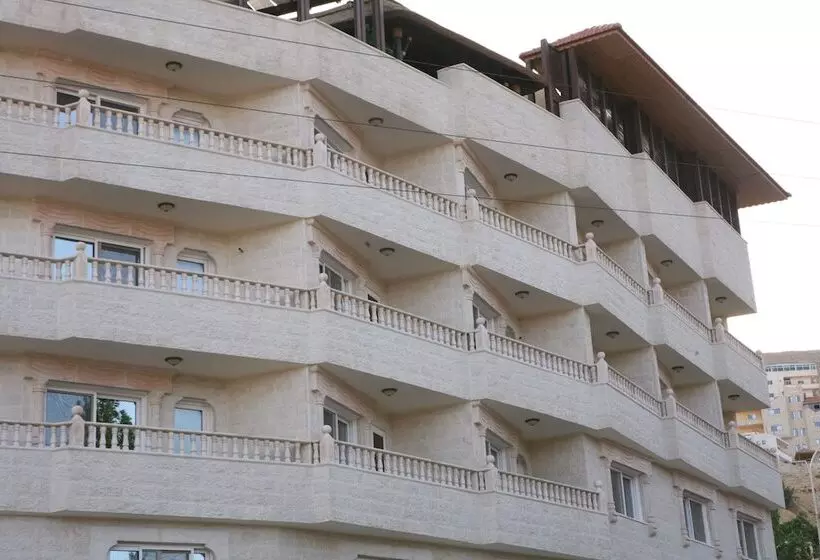 Fotos del hotel Seven Wonders:  8