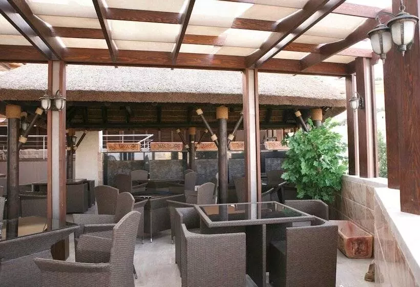 Fotos del hotel Seven Wonders:  11