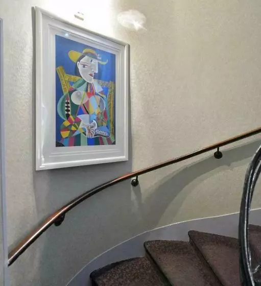 Fotos del hotel Hôtel Eugénie:  19