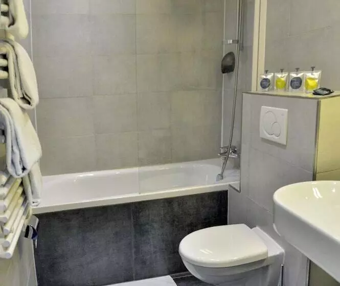 Fotos del hotel Hôtel Eugénie:  14