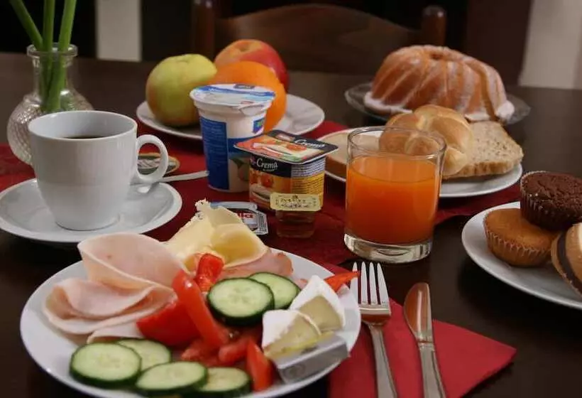 Fotos del hotel Klara:  10