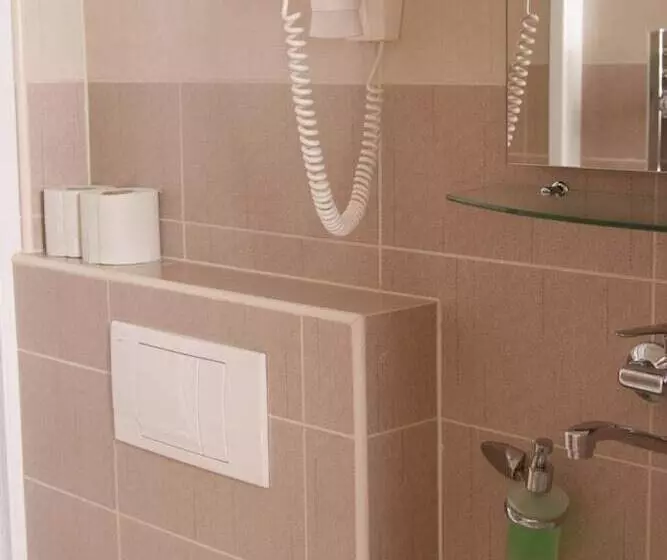 Fotos del hotel Klara:  18