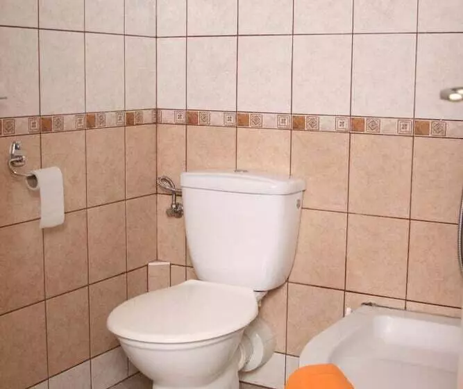 Fotos del hotel Klara:  7