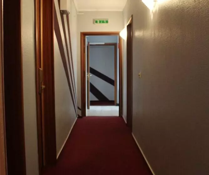 Fotos del hotel Yasha:  4