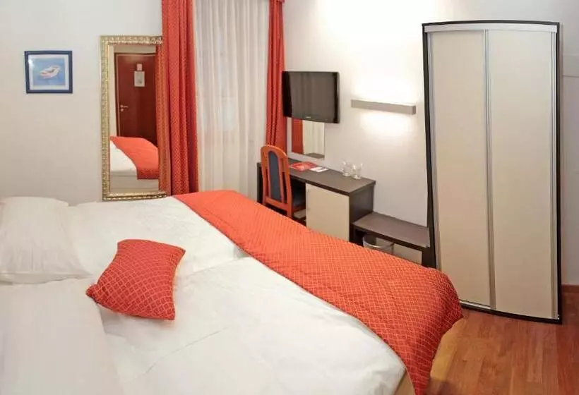 Fotos del hotel Monika:  10