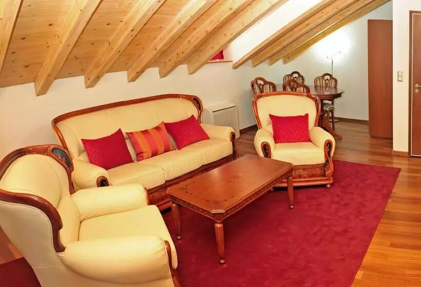 Fotos del hotel Monika:  25