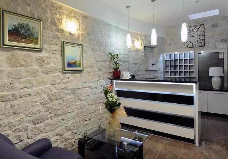 Fotos del hotel Monika:  2