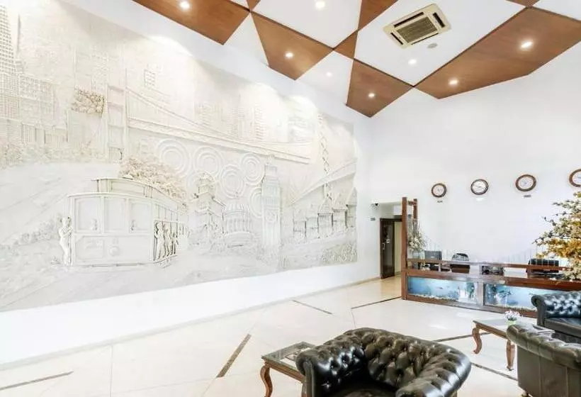 Fotos del hotel Sfo  And Suites:  3