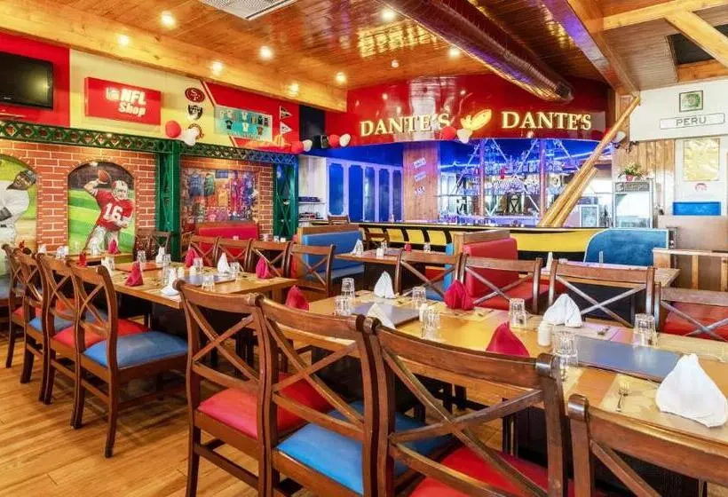 Fotos del hotel Sfo  And Suites:  18