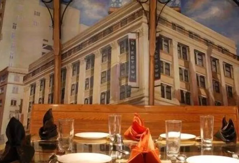 Fotos del hotel Sfo  And Suites:  22