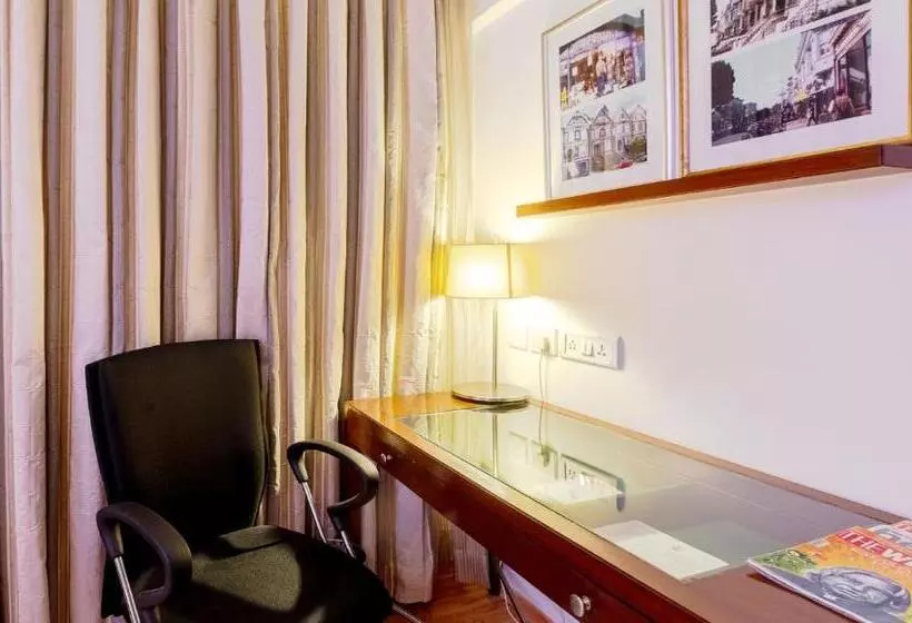 Fotos del hotel Sfo  And Suites:  19