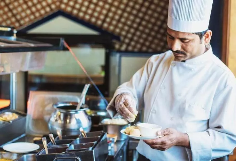 Fotos del hotel Sfo  And Suites:  24