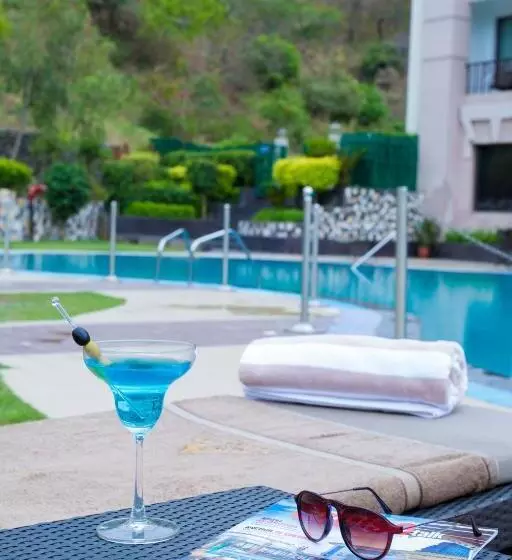 Fotos del hotel Golden Tulip Chandigarh, Panchkula:  14