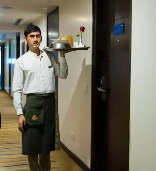 Fotos del hotel Golden Tulip Chandigarh, Panchkula:  10