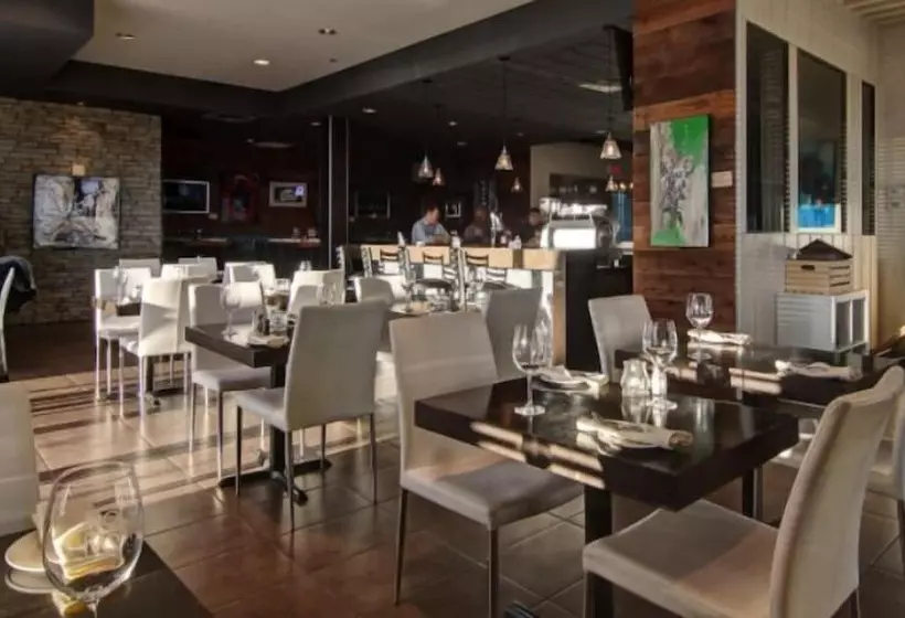 Fotos del hotel Imperia  & Suites Sainteustache:  4