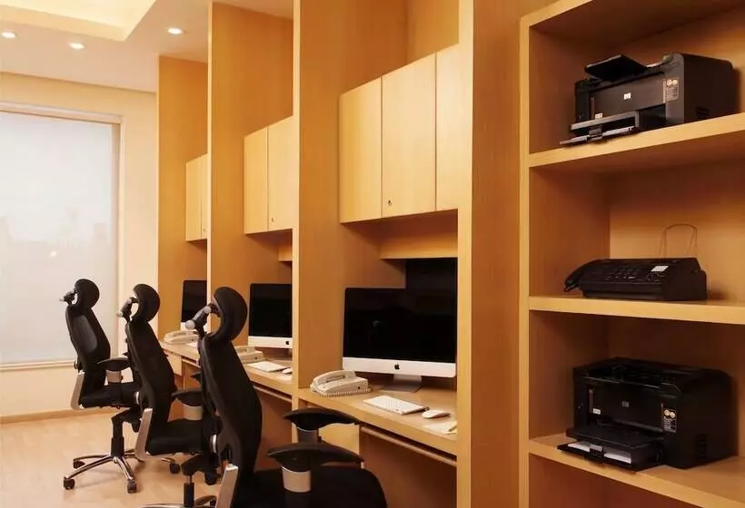 Fotos del hotel Lemon Tree Premier, Delhi Airport:  24