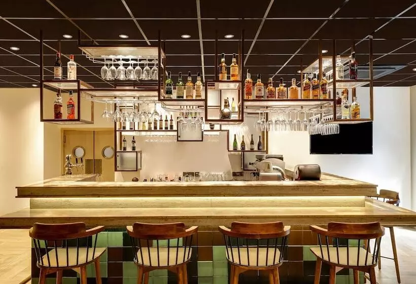 Fotos del hotel Lemon Tree Premier, Delhi Airport:  7