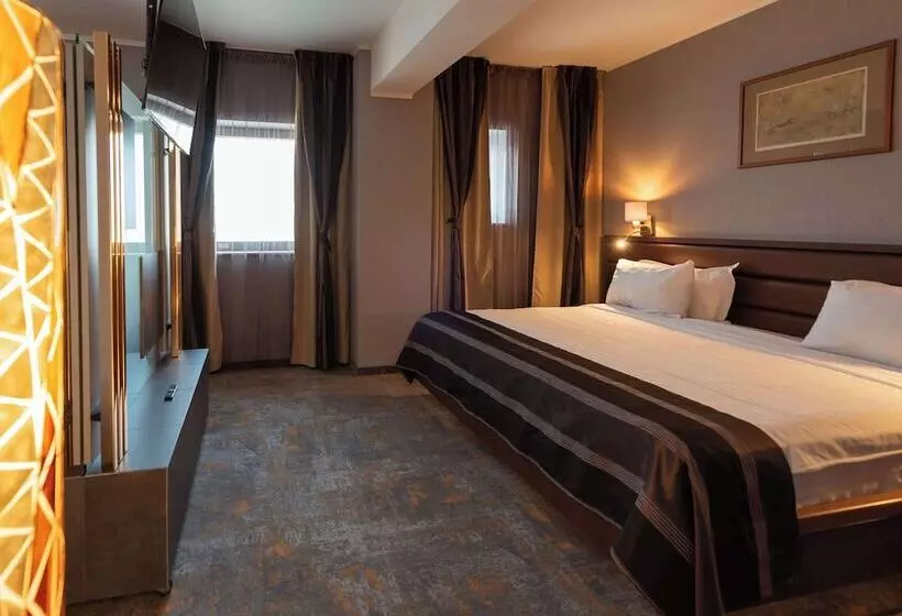 Fotos del hotel Ramada By Wyndham Cluj:  5