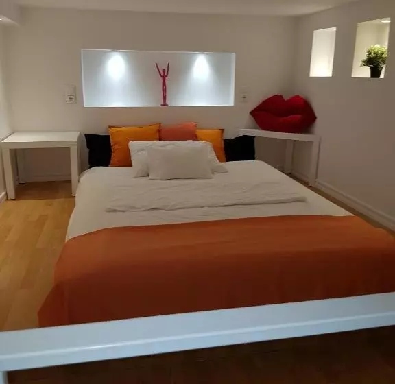 Fotos del hotel Connection Guesthouse:  14