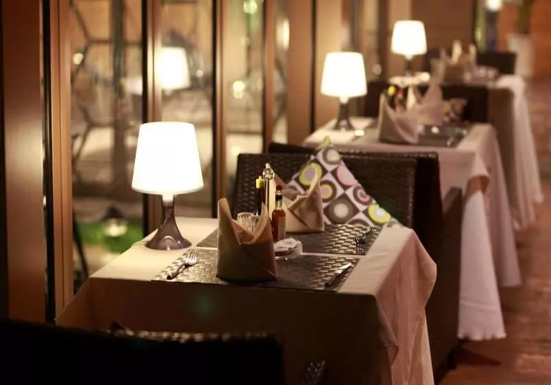 Fotos del hotel Hhotel Riverside:  5