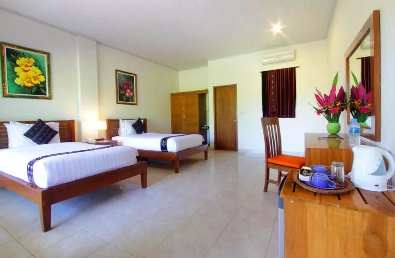 Fotos del hotel Puri Sari Beach:  10