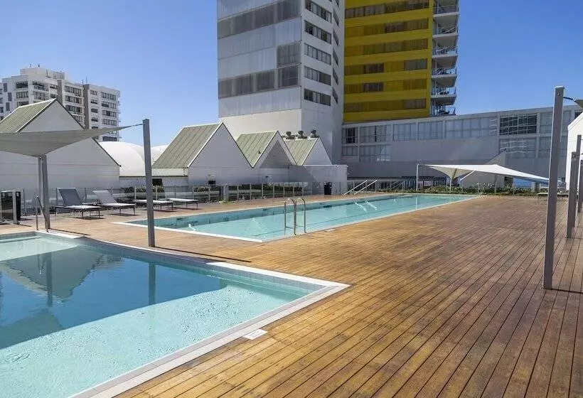 Ultiqa Air On Broadbeach