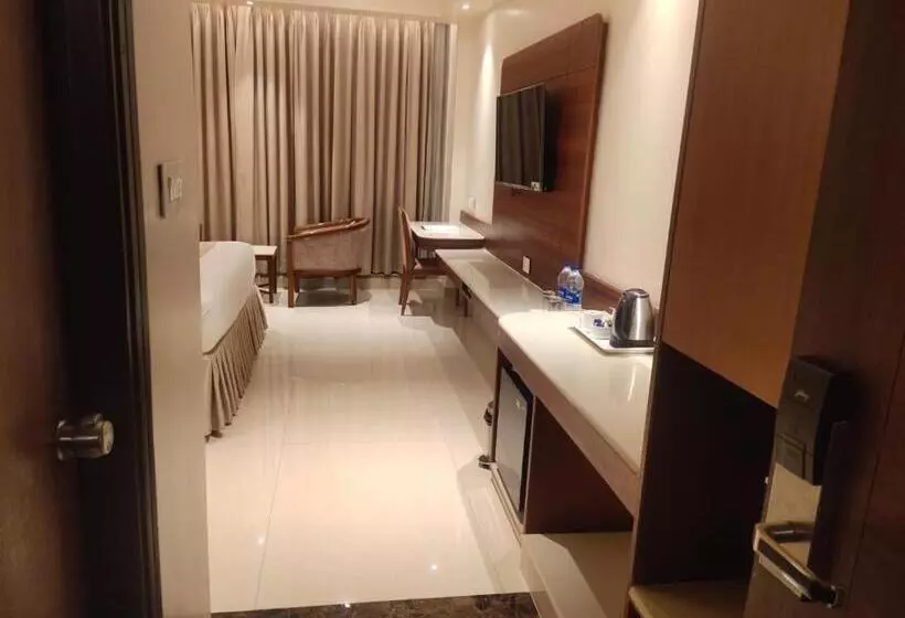 Fotos del hotel The Plaza:  24