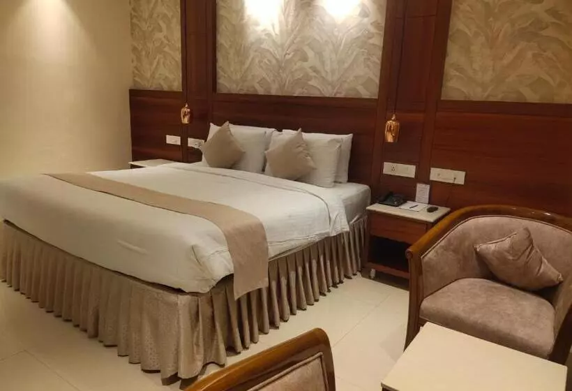 Fotos del hotel The Plaza:  23