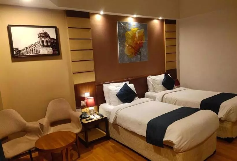 Fotos del hotel The Plaza:  8