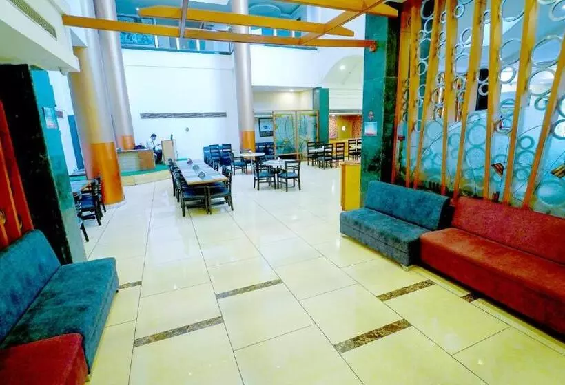 Fotos del hotel The Plaza:  4